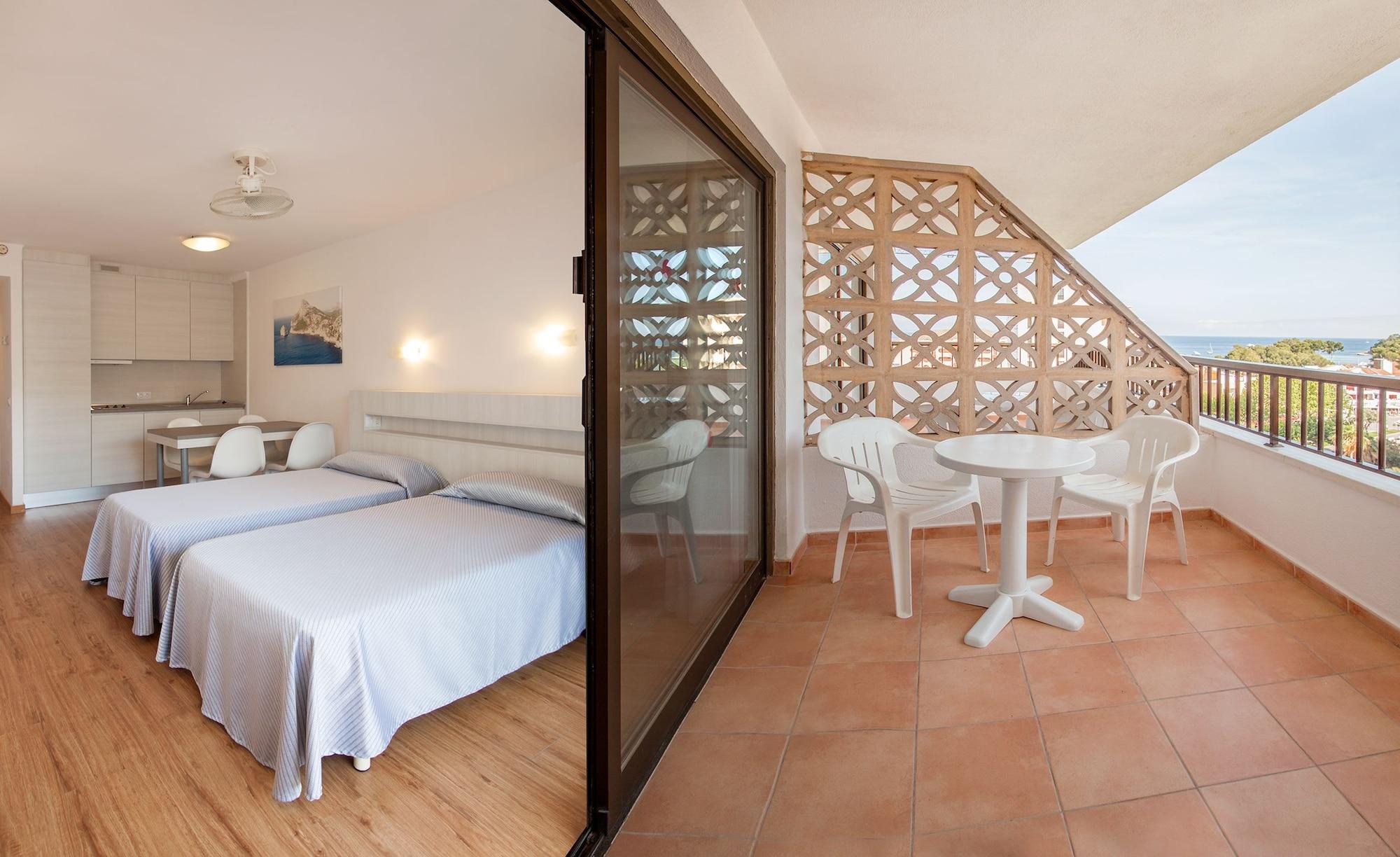 Apartamentos Sol Y Vera Magaluf  Bagian luar foto