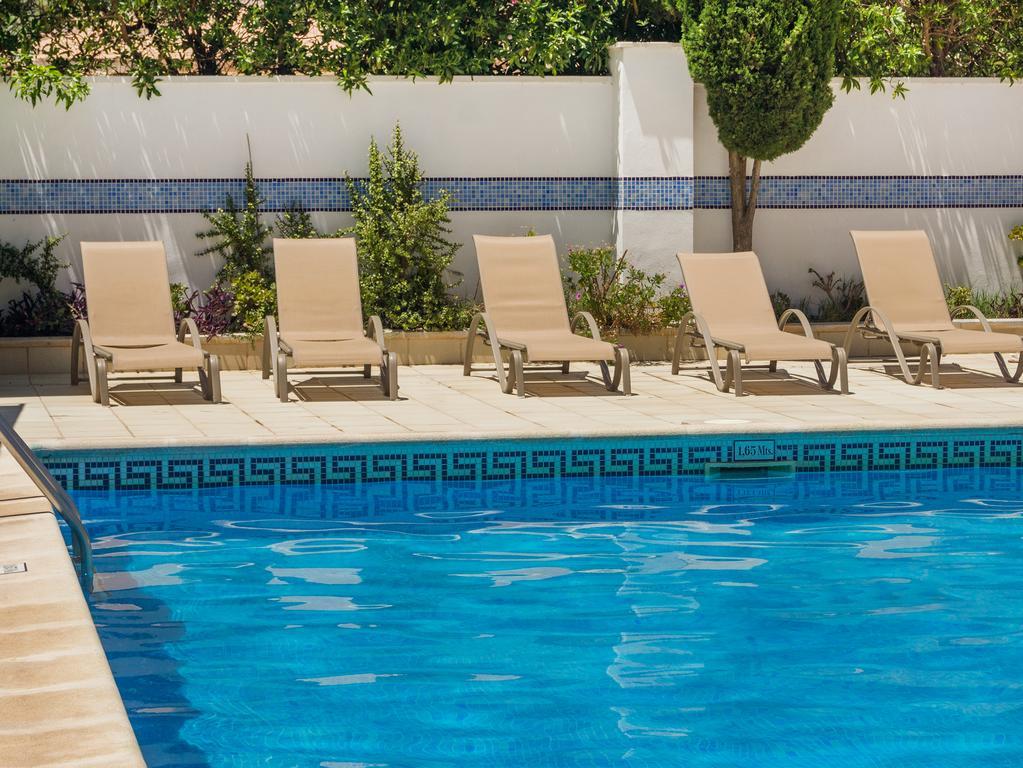Apartamentos Sol Y Vera Magaluf  Bagian luar foto