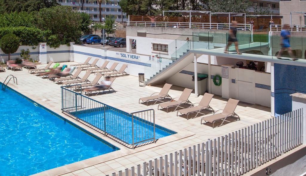 Apartamentos Sol Y Vera Magaluf  Bagian luar foto